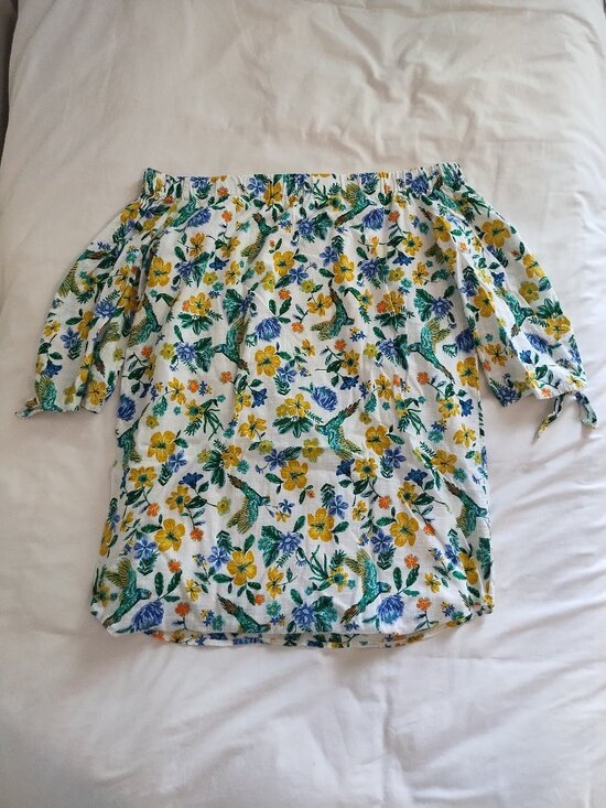 Old Navy Tops - Old Navy Off-shoulder Floral Top